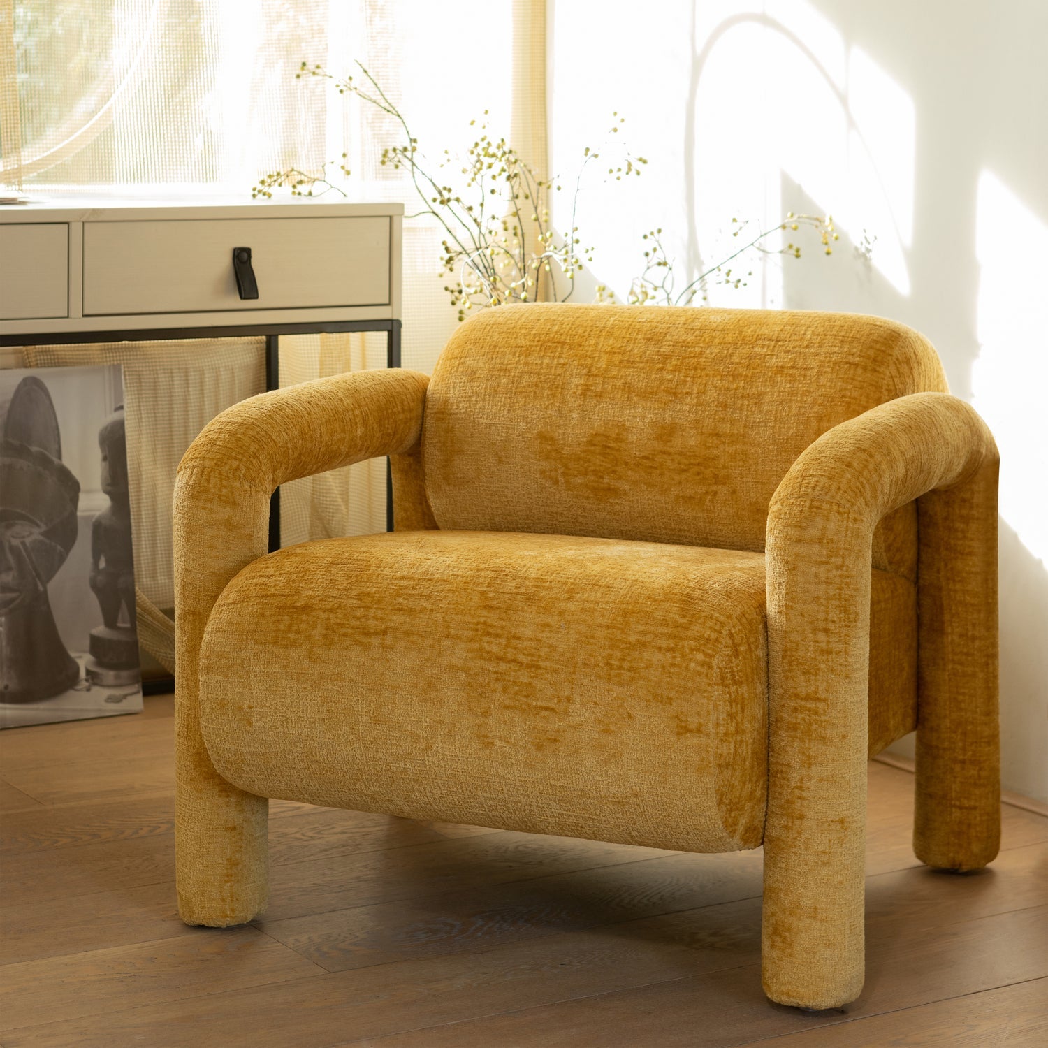 LENNY FAUTEUIL IN GROVE TEXTUUR GOUD/GEEL