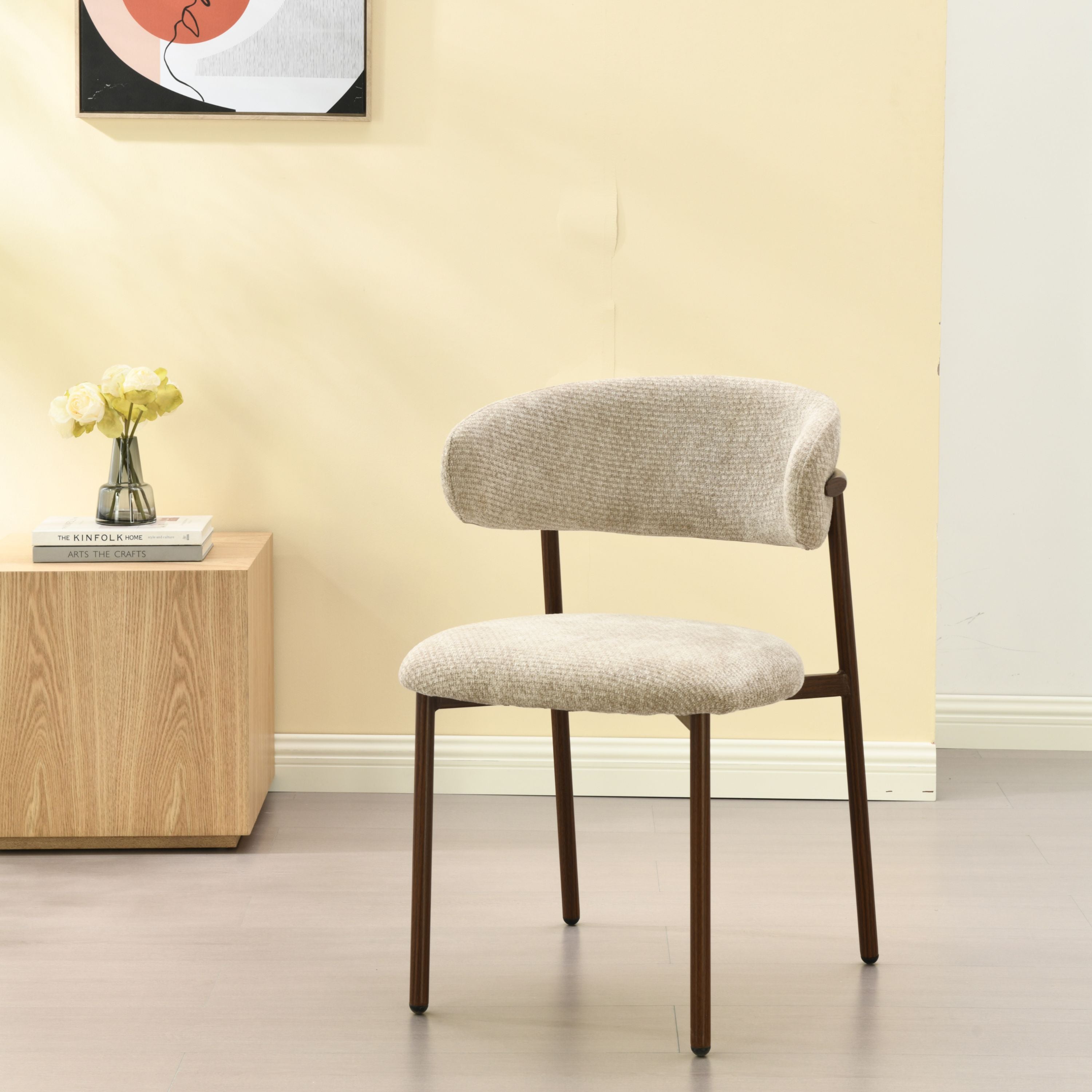 Kiara Eetkamerstoel - Beige Chenille - Walnoot